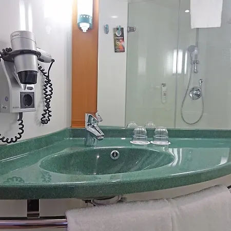 Ibis Koeln 2* Frechen