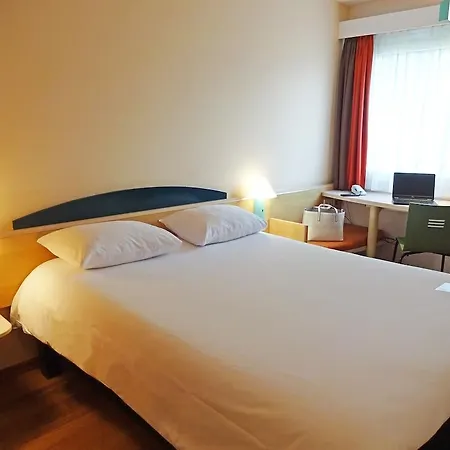 Ibis Koeln